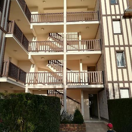 L'Appart De Blonville A 250M De La Plage Luaran gambar